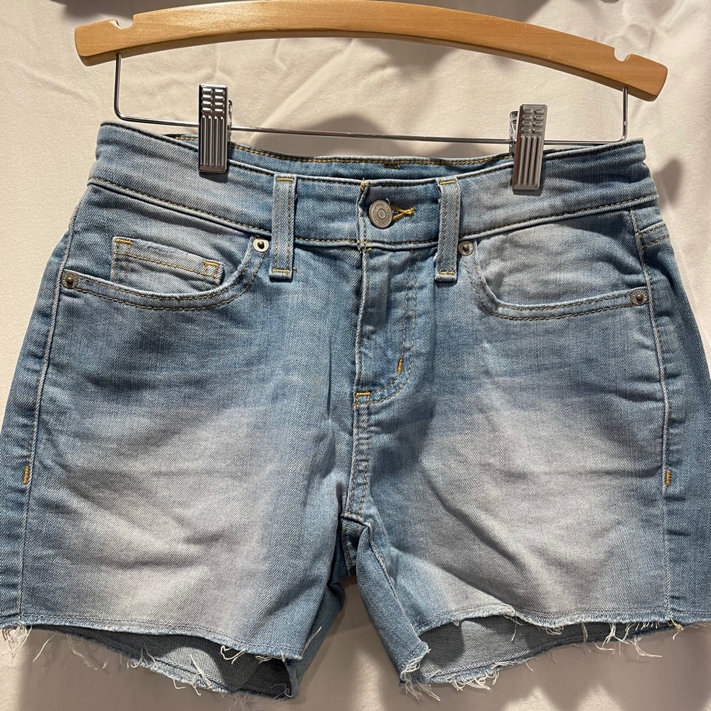 Vineyard Vines Jean Shorts